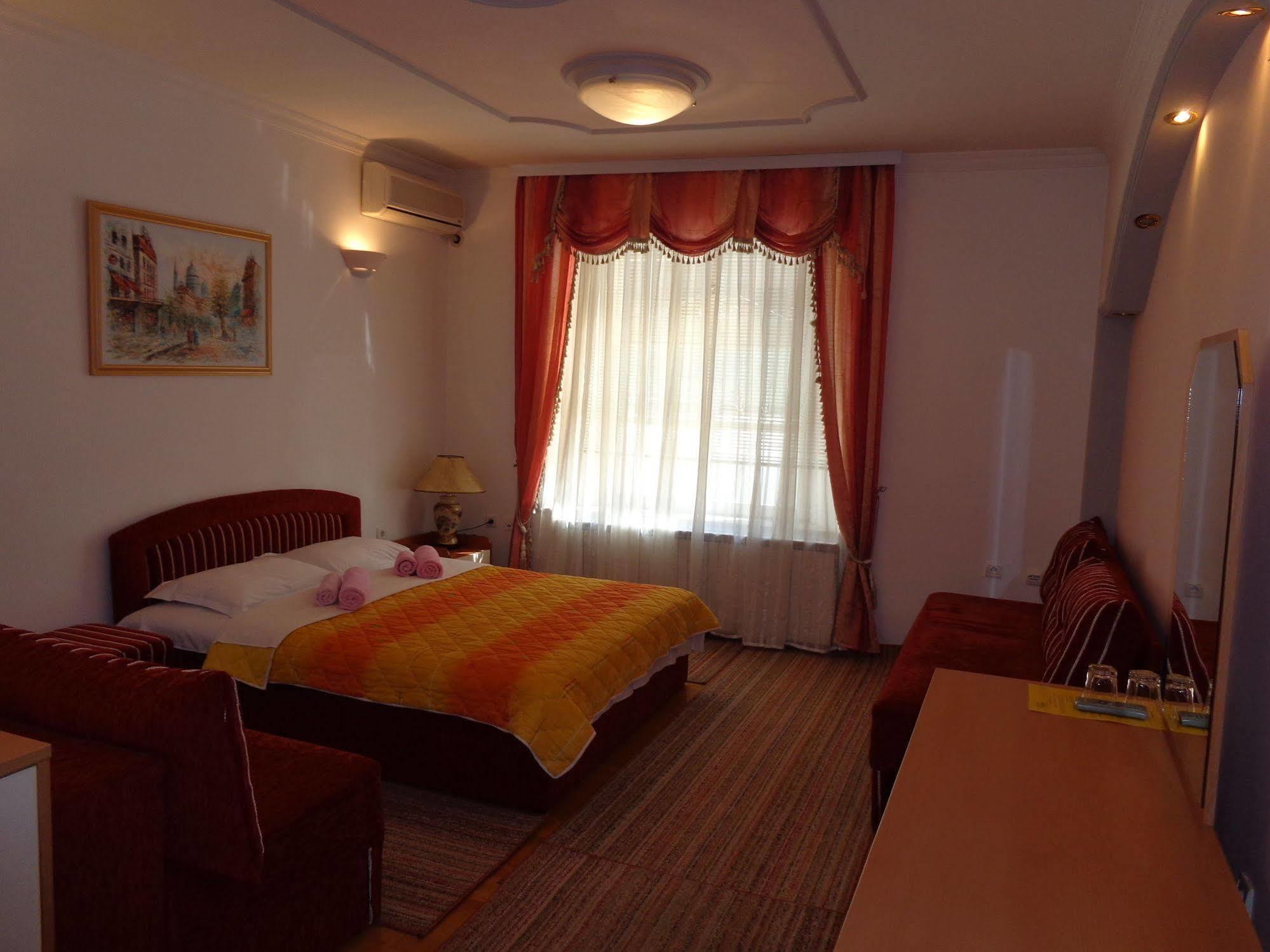 Hotel Tokin House Bitola Exterior foto